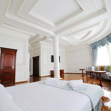 אורגנץ' Bravolyuks Hotel מראה חיצוני תמונה