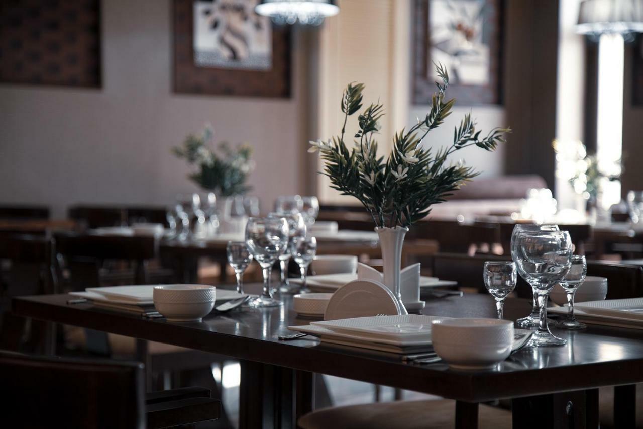 אורגנץ' Bravolyuks Hotel מראה חיצוני תמונה