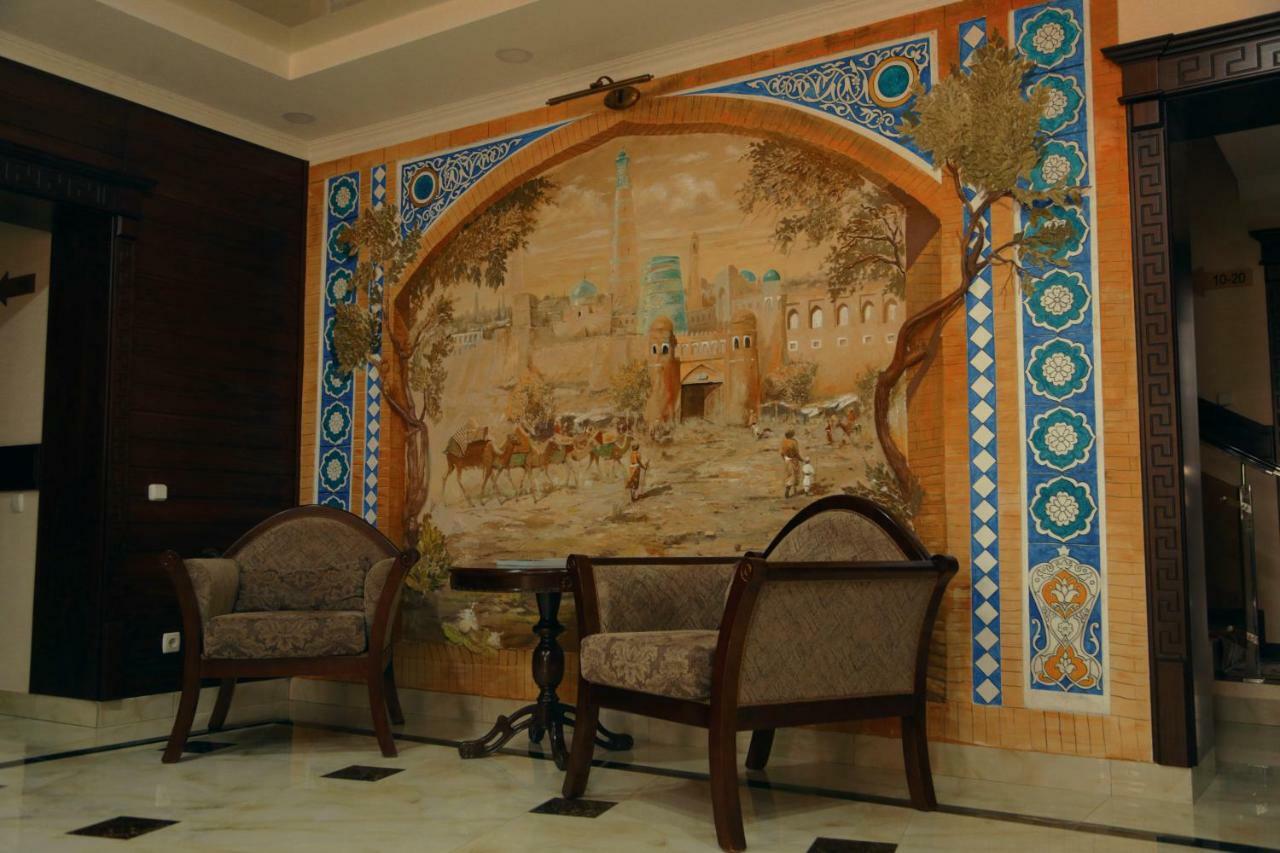 אורגנץ' Bravolyuks Hotel מראה חיצוני תמונה