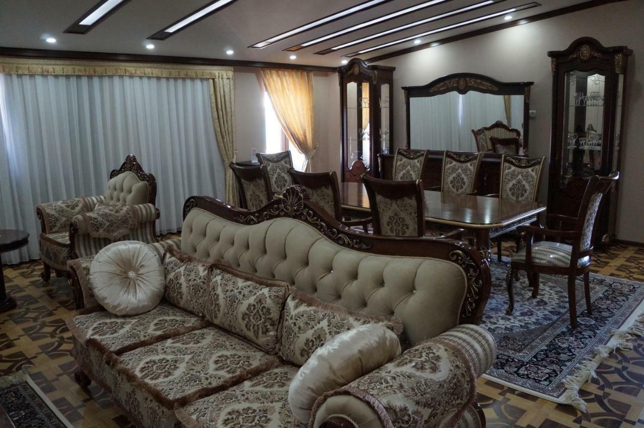 אורגנץ' Bravolyuks Hotel מראה חיצוני תמונה